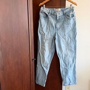 Abercrombie & Fitch 90s Straight Ultra High Rise